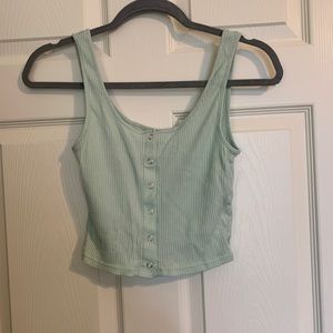 Divided by H&M - Light Green Cropped Tank Top with Buttons – Size S
